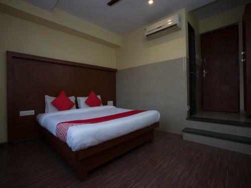 Hotel Oyo 24134 Diamond Foodway