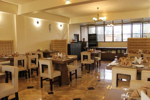 Hotel Grand Tizu