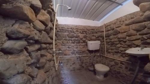 Hostal Maggies Ecohut 2