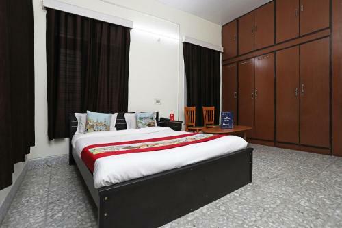 Hostal Oyo 9834 Bliss Homes