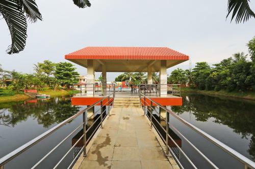 Hotel Oyo 18681 Amrapalli Resorts