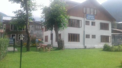 Hostal Zebrina Guest House Pahalgam