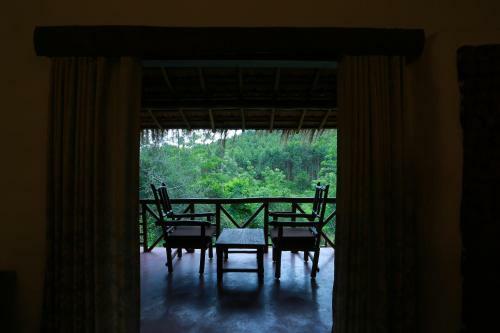 Hotel Deshadan Eco Valley Resort
