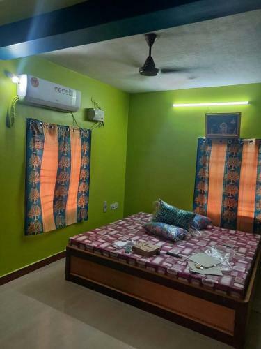 Srirangam Service Apartments