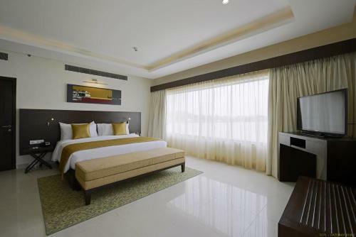Hotel Naveen Lakeside