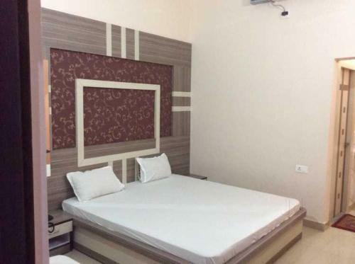Hotel Rk Residency