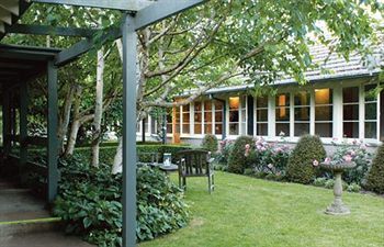 Bed & Breakfast Links House