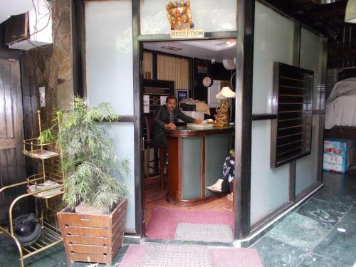 Hotel Sarovar Mall Road Nainital