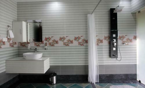 Hotel Neelambari Resorts