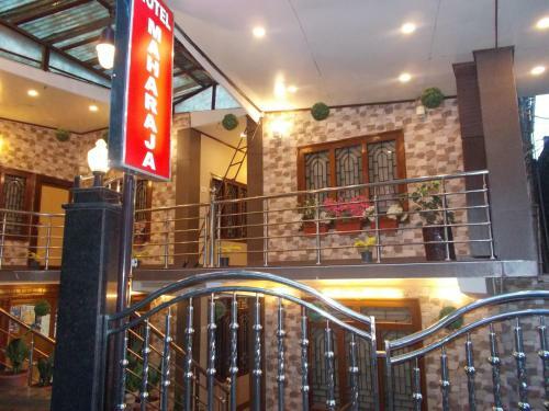 Hotel Comfortable Rooms Fitted With Modern Amenities