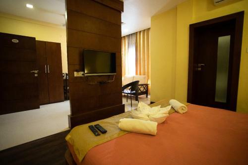 Colonels Hotel