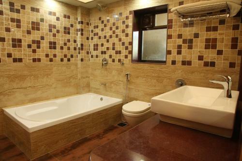 Hotel Ravikiran