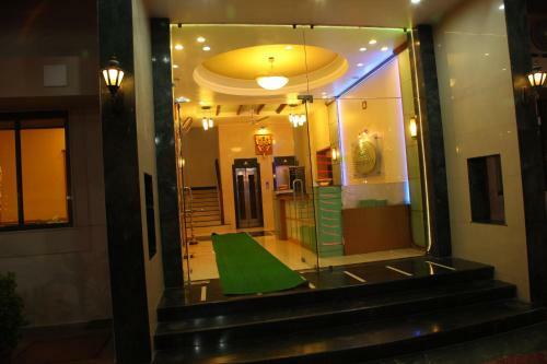 Hotel Ravikiran