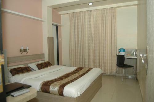 Hotel Alka Residency