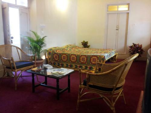 Hotel Maurya