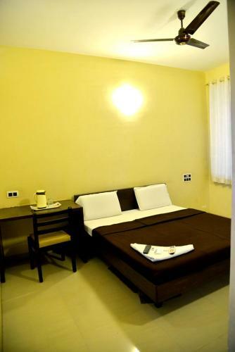 Hotel Pandharinath Lodge
