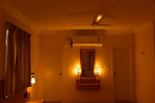 Hotel Ess Pe Inn