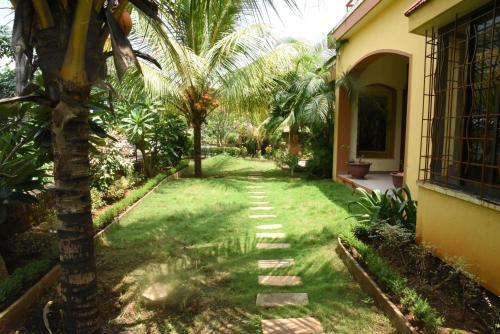 The Mango Villa