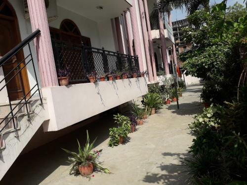 H.b Homestay