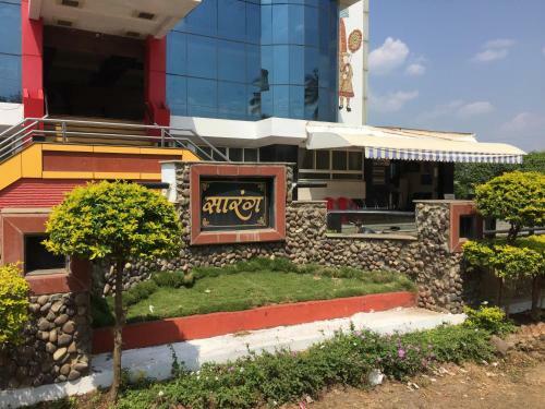 Sarang Lodging & Boarding