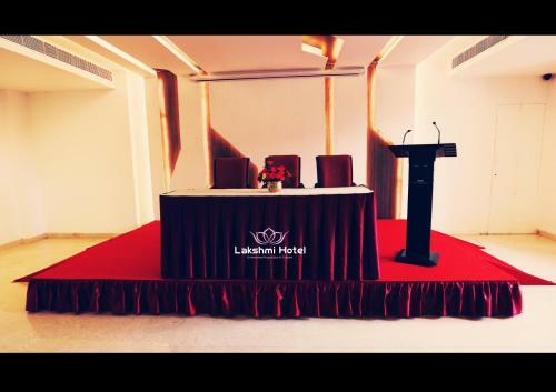 Lakshmi Hotel