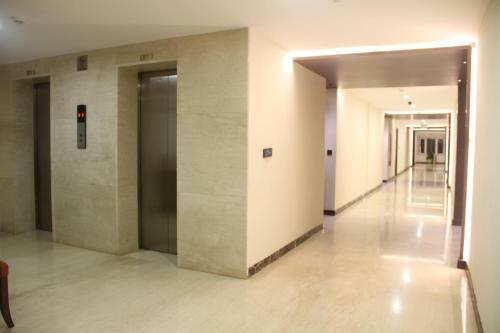 Lakshmi Hotel
