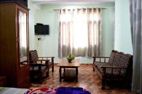 Kavya Homestay