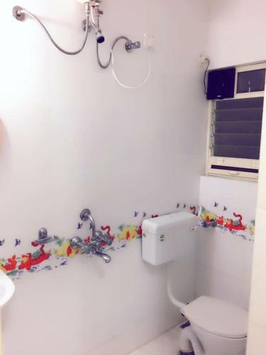 Bed & Breakfast Ema Apartment Model Colony