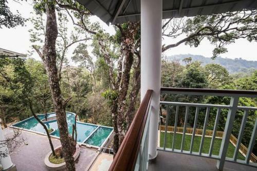 Hotel Elixir Hills Suites Resort And Spa