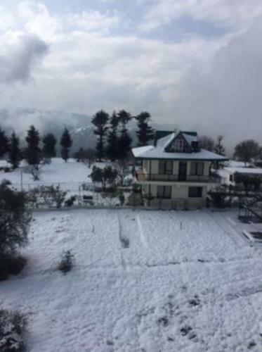 Villa Anand Mai Retreat
