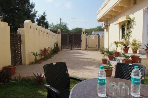 Hostal The Village Heart