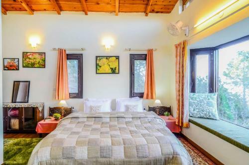 Hostie Sharanam - Mountain Villa