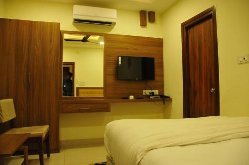 Hotel Pasupala Grand