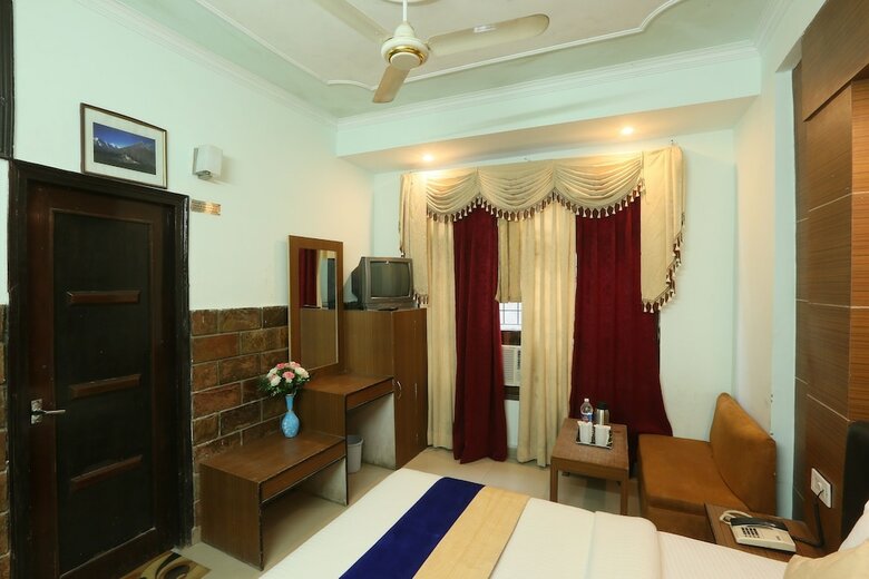 Hotel Katra Residency