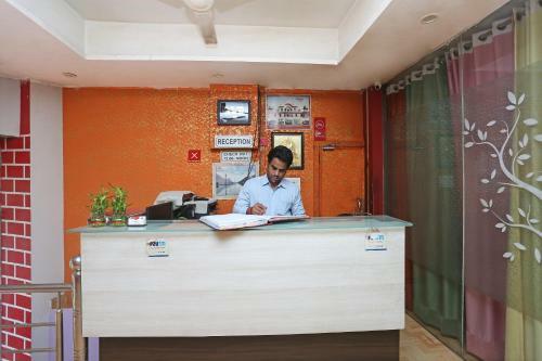 Posada Oyo 16437 Hotel Alwar Inn