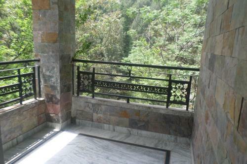 Hotel Holiday Resort River View