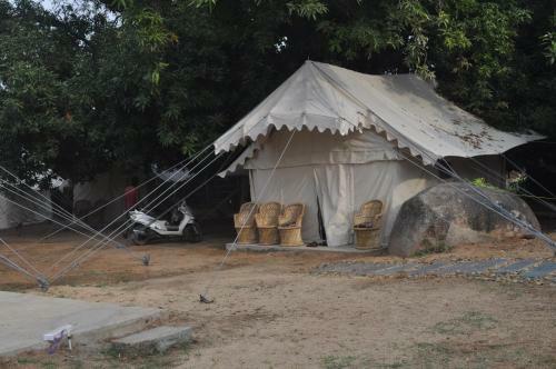 Tutti Hampi Tents & Cafe