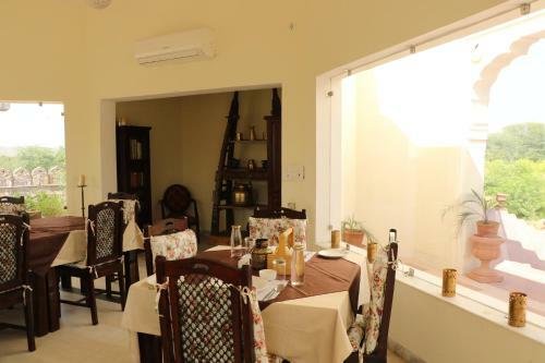 Hotel Gandharva Retreat