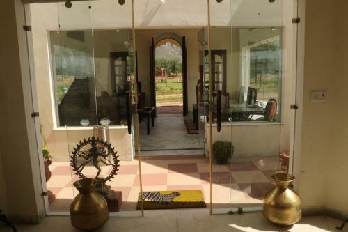 Hotel Gandharva Retreat
