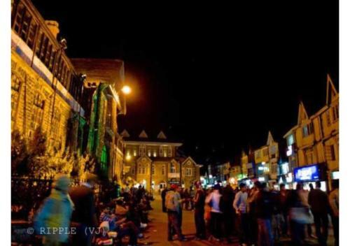 Hostal Shimla Facing Rooms Near Mall Road