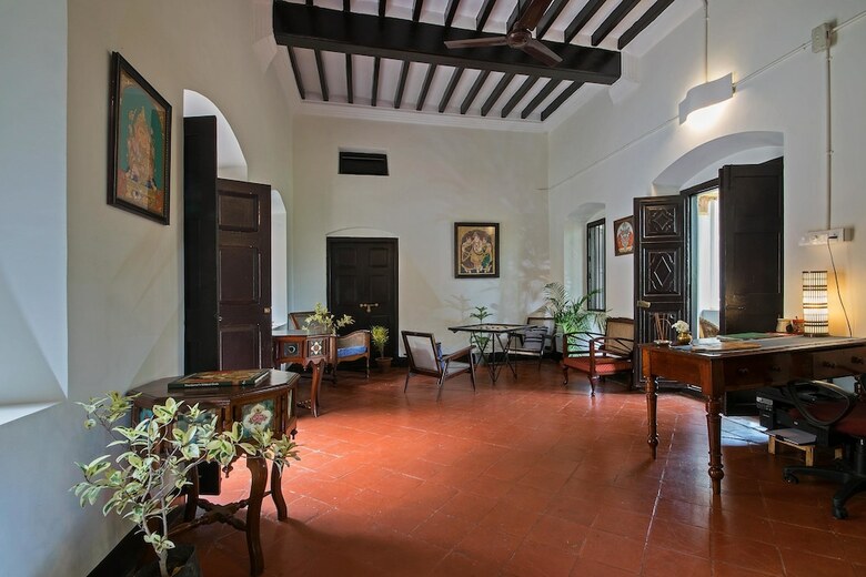 Bed & Breakfast Laika Heritage Stay