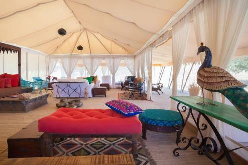 Hotel Samsara Resort And Camp