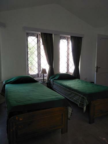 Aayesh Bed & Breakfast