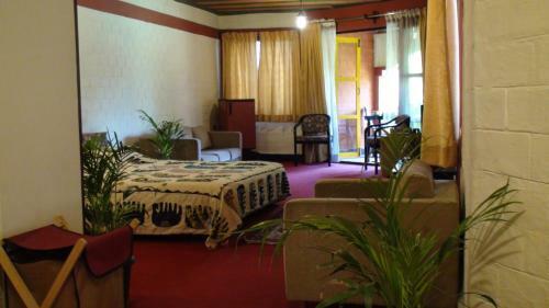 Hotel The Village