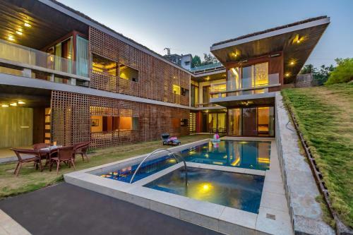 Villa Saffronstays Cassiopeia, Khandala