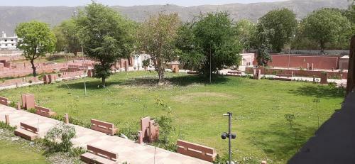 Hotel Pushkar Vela Resort