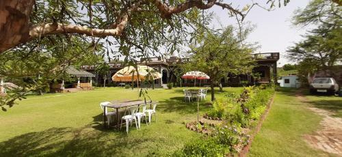Hotel Pushkar Vela Resort