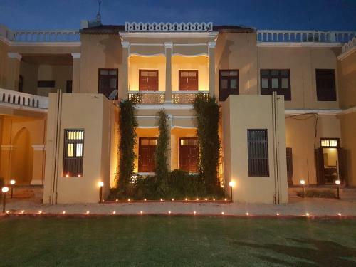 Hotel Ambika Nivas Palace
