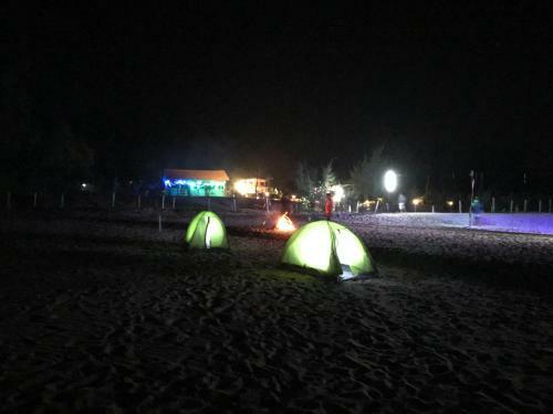 Hotel 5 Mile Beach Resort