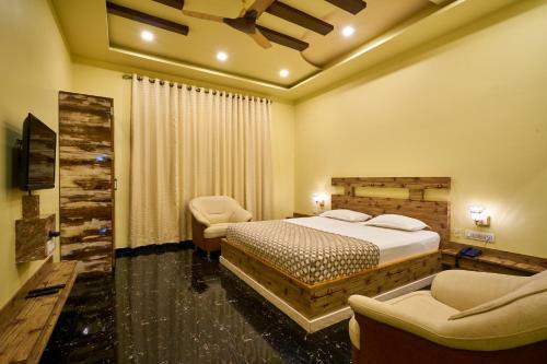 Hotel Saptarang Residency